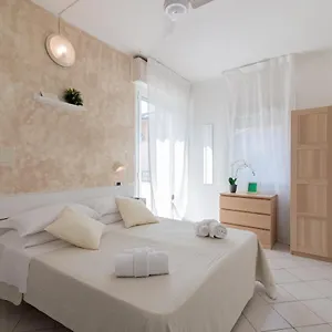3* Szálloda John